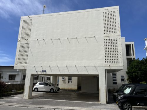 ☆オアシス月桃☆３階角部屋☆エアコン１台付・インターネット無料☆平真小学校近く☆